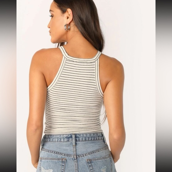 Brand: Shein Size: XS - Picture 2 of 4